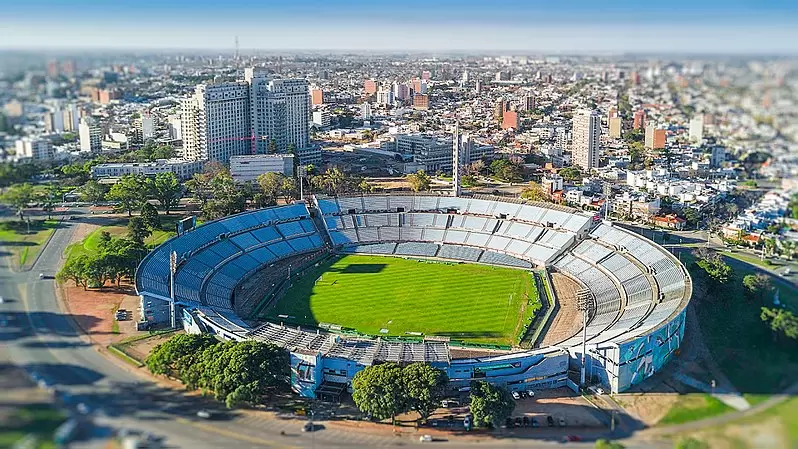 Стадион «Сентенарио» в Монтевидео