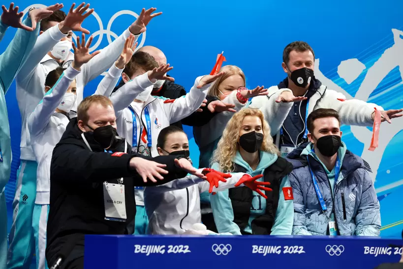 Российские фигуристы заняли первое место на олимпийском командном турнире в Пекине-2022