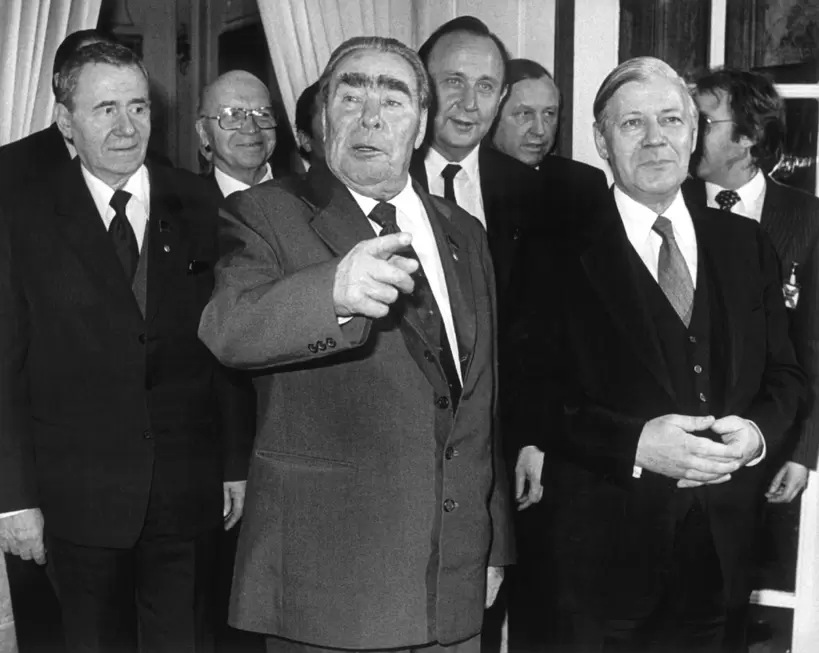 Советская делегация во главе с Леонидом Брежневым в Бонне