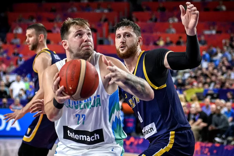 Сборная Боснии обыграла Словению на чемпионате Европы по баскетболу
