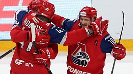 Двукратный призер ЧМ Анна Пругова: Ставлю на победу «Локомотива» в финале Кубка Гагарина - фото